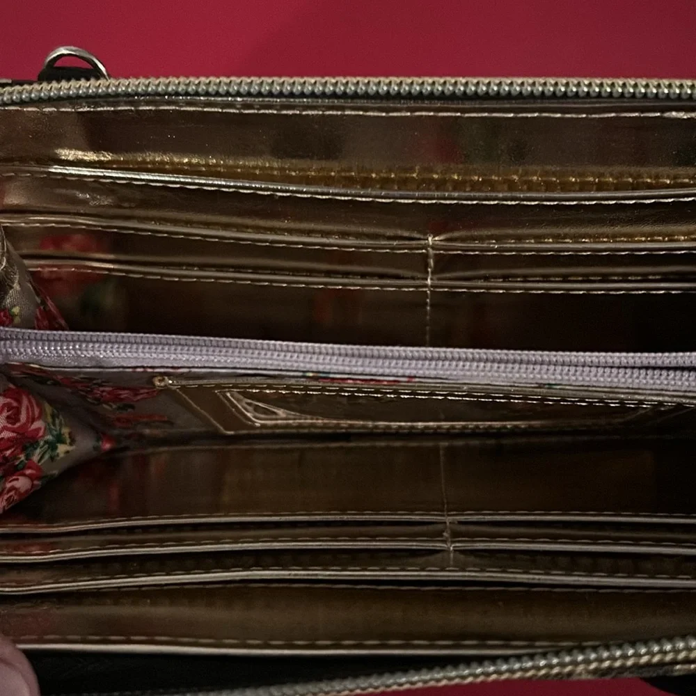 Betsy Johnson cat wallet - Picture 3 of 3